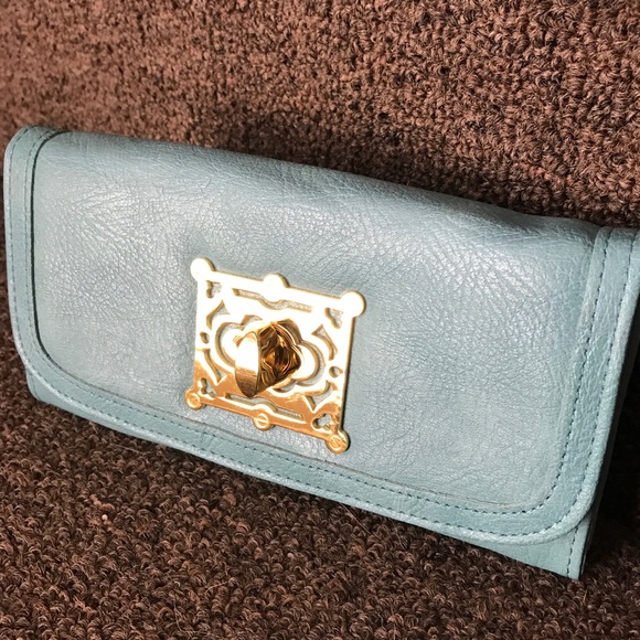 Turquoise Wallet - Picture 2 of 5